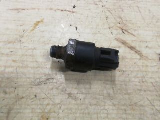 bontott TOYOTA YARIS Olajnyomás Jeladó