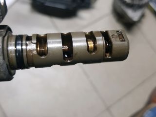 bontott TOYOTA YARIS Olajnyomás Szelep Okoskerékhez