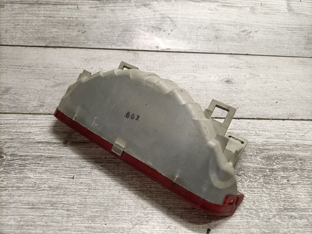 bontott TOYOTA YARIS Pótféklámpa