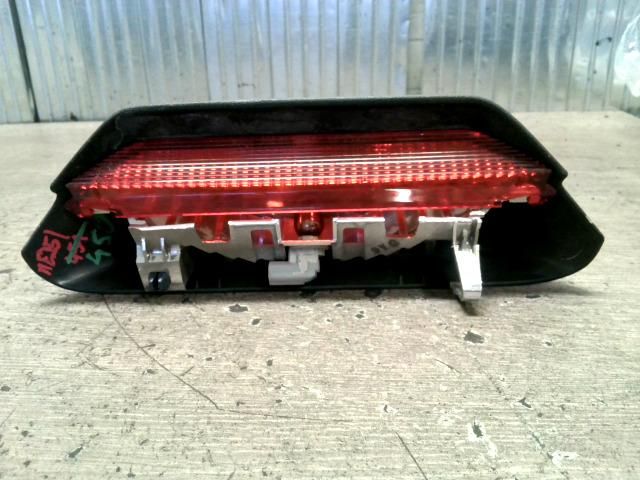 bontott TOYOTA YARIS Pótféklámpa