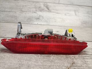 bontott TOYOTA YARIS Pótféklámpa