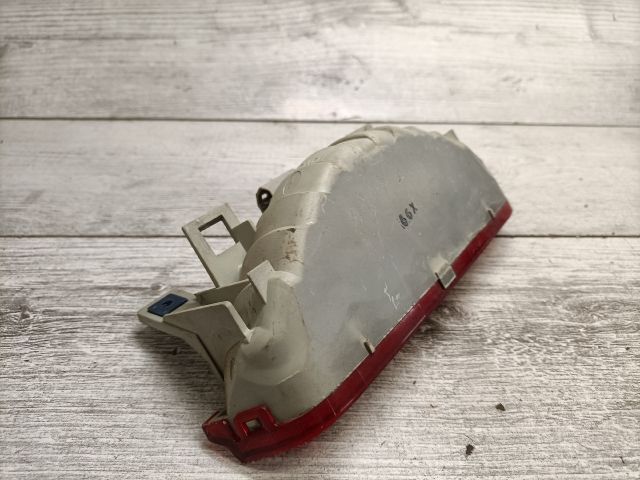 bontott TOYOTA YARIS Pótféklámpa