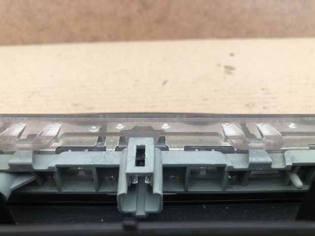 bontott TOYOTA YARIS Pótféklámpa