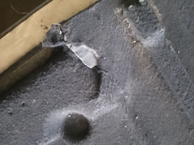 bontott TOYOTA YARIS Pótkerék Takaró