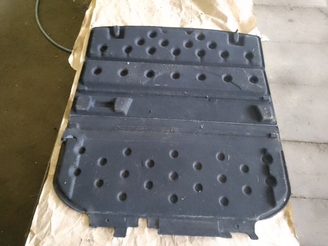 bontott TOYOTA YARIS Pótkerék Takaró