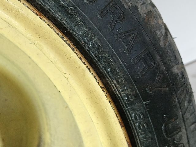bontott TOYOTA YARIS Pótkerék