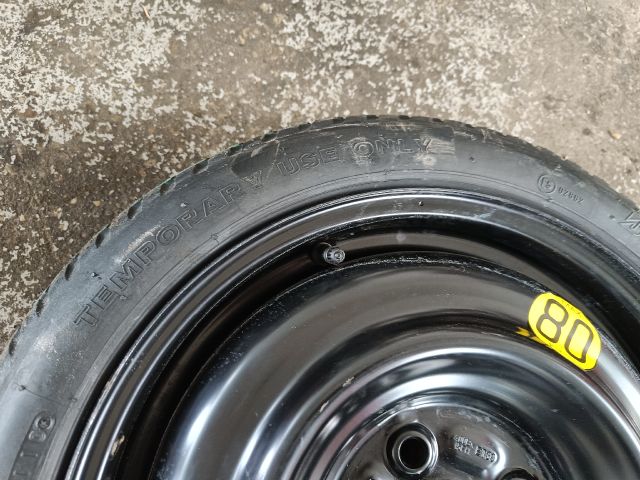 bontott TOYOTA YARIS Pótkerék