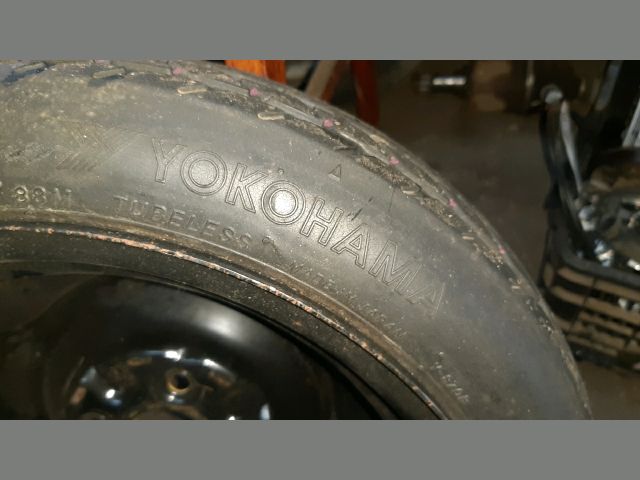 bontott TOYOTA YARIS Pótkerék