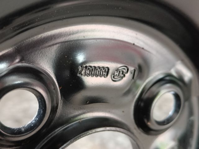 bontott TOYOTA YARIS Pótkerék