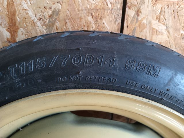 bontott TOYOTA YARIS Pótkerék