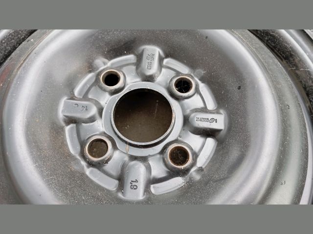 bontott TOYOTA YARIS Pótkerék