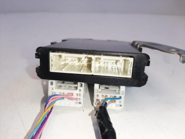 bontott TOYOTA YARIS Power Vezérlő