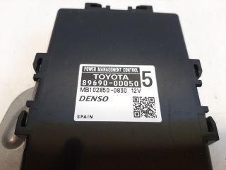 bontott TOYOTA YARIS Power Vezérlő