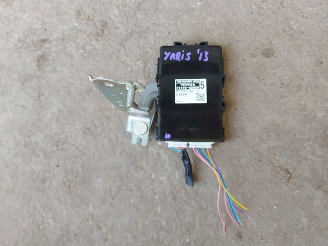 bontott TOYOTA YARIS Power Vezérlő