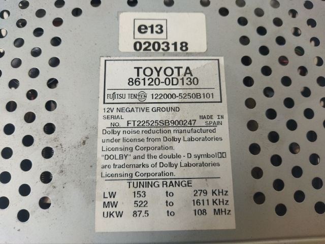 bontott TOYOTA YARIS Rádió / CD