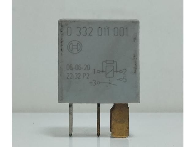 bontott TOYOTA YARIS Relé