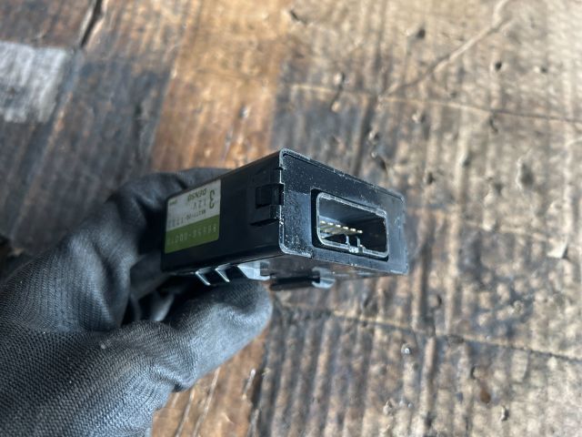 bontott TOYOTA YARIS Relé