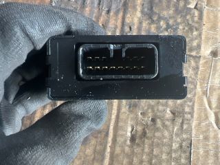 bontott TOYOTA YARIS Relé