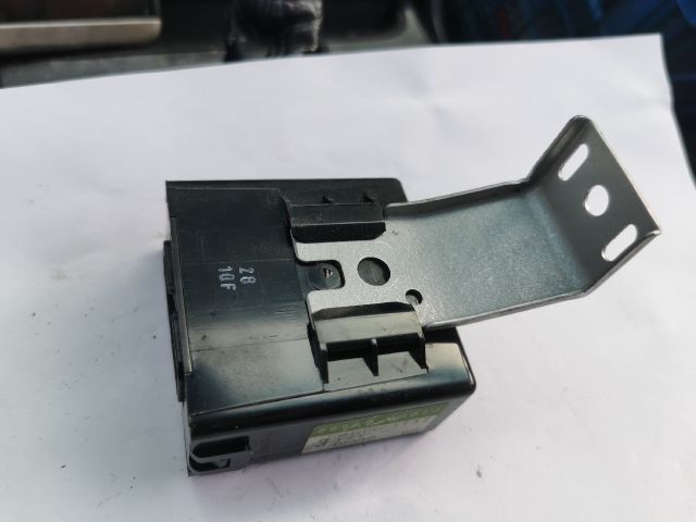 bontott TOYOTA YARIS Relé