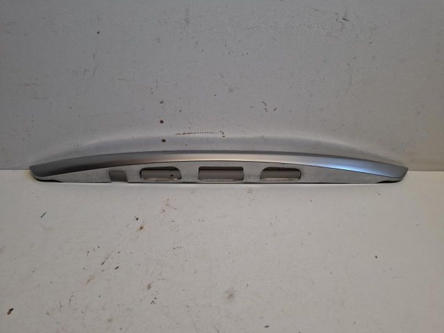 bontott TOYOTA YARIS Rendszámtábla Világítás Keret