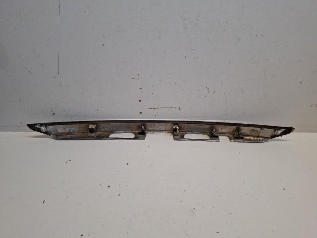 bontott TOYOTA YARIS Rendszámtábla Világítás Keret