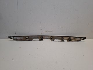 bontott TOYOTA YARIS Rendszámtábla Világítás Keret