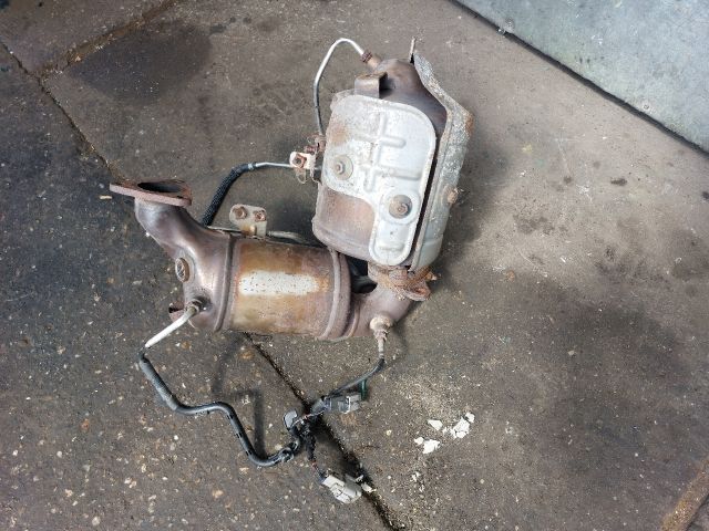 bontott TOYOTA YARIS Részecskeszűrő