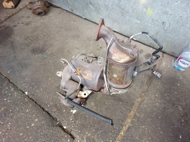 bontott TOYOTA YARIS Részecskeszűrő