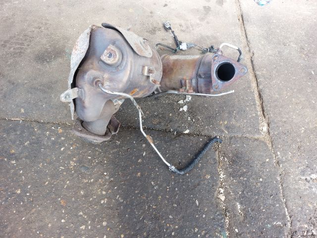 bontott TOYOTA YARIS Részecskeszűrő