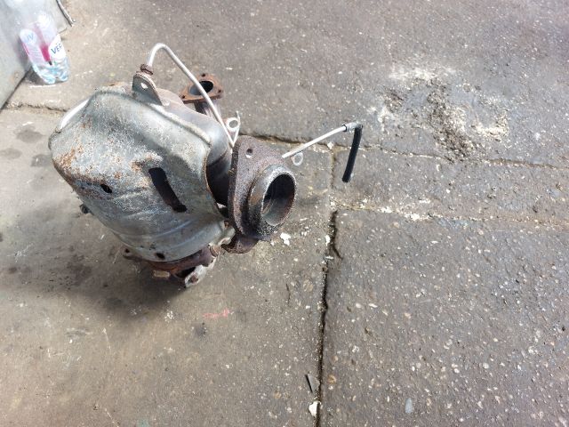 bontott TOYOTA YARIS Részecskeszűrő