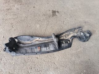 bontott TOYOTA YARIS Szélvédő Alatti Műanyag Elem