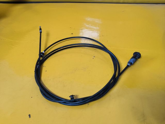 bontott TOYOTA YARIS Tankajtó Nyitó Bowden