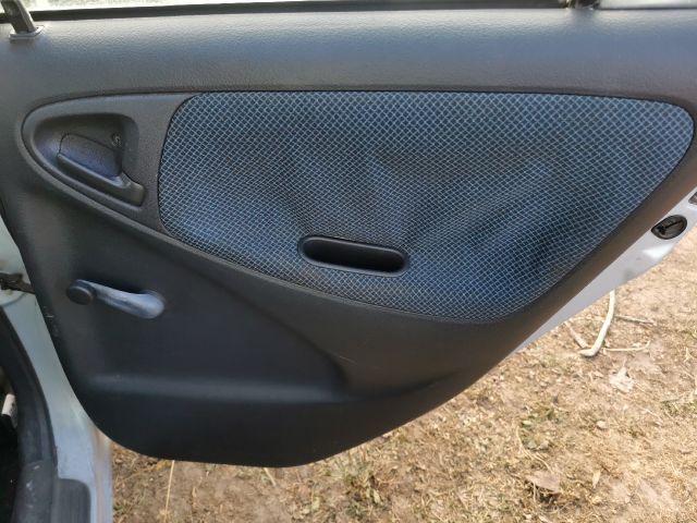 bontott TOYOTA YARIS Tankajtó Nyitó Bowden