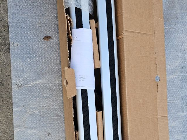 bontott TOYOTA YARIS Tetőcsomagtartó