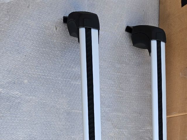 bontott TOYOTA YARIS Tetőcsomagtartó