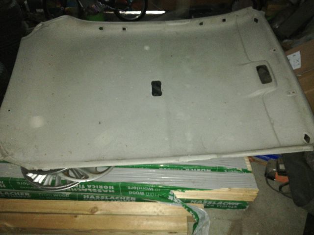 bontott TOYOTA YARIS Tetőkárpit