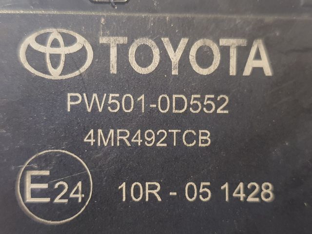 bontott TOYOTA YARIS Tolatóradar Elektronika