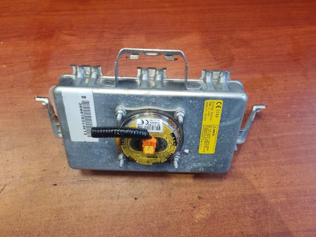 bontott TOYOTA YARIS Utasoldali Légzsák