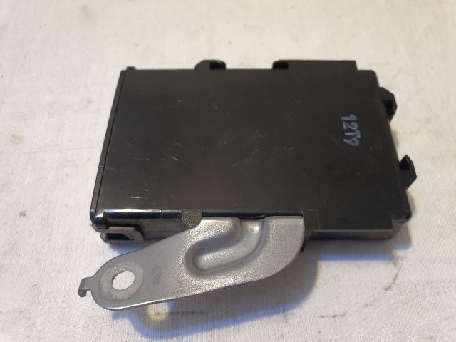 bontott TOYOTA YARIS Üzemanyag Befecskendező Vezérlő