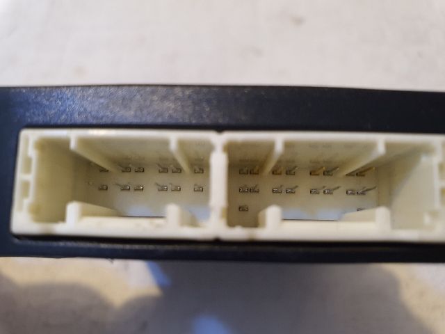 bontott TOYOTA YARIS Üzemanyag Befecskendező Vezérlő