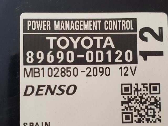 bontott TOYOTA YARIS Üzemanyag Befecskendező Vezérlő