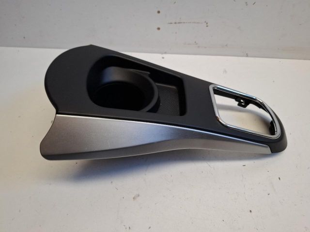 bontott TOYOTA YARIS Váltókar Keret