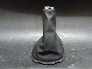 bontott TOYOTA YARIS Váltószoknya