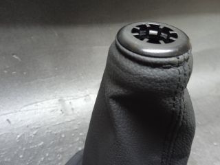 bontott TOYOTA YARIS Váltószoknya