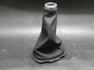 bontott TOYOTA YARIS Váltószoknya