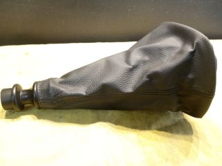 bontott TOYOTA YARIS Váltószoknya