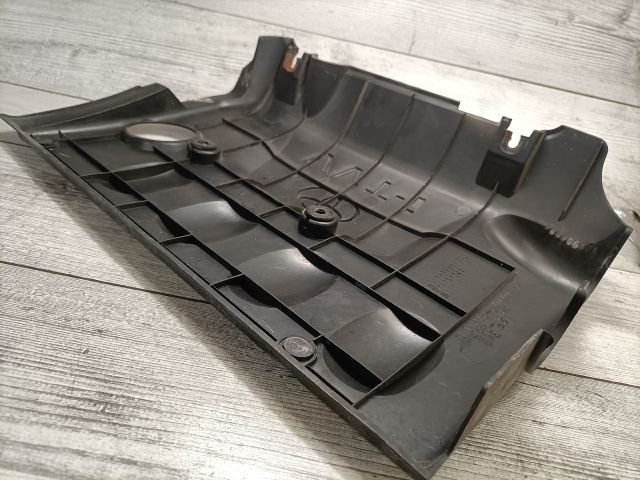 bontott TOYOTA YARIS VERSO Felső Motorburkolat