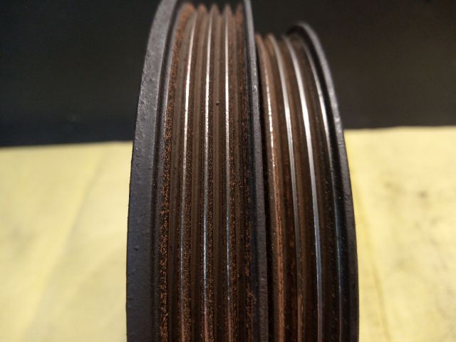 bontott TOYOTA YARIS VERSO Főtengely Szíjtárcsa