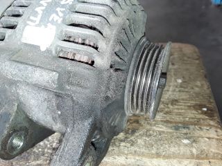 bontott TOYOTA YARIS VERSO Generátor