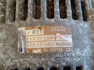 bontott TOYOTA YARIS VERSO Generátor